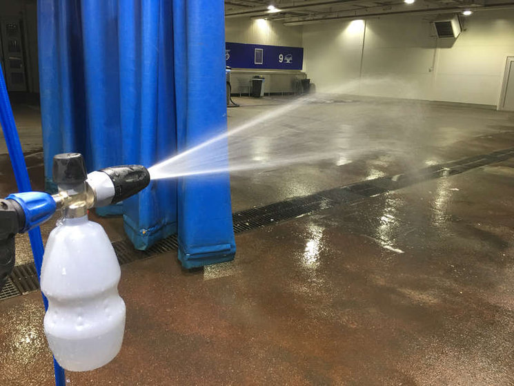 PF22_water_vertically.jpg